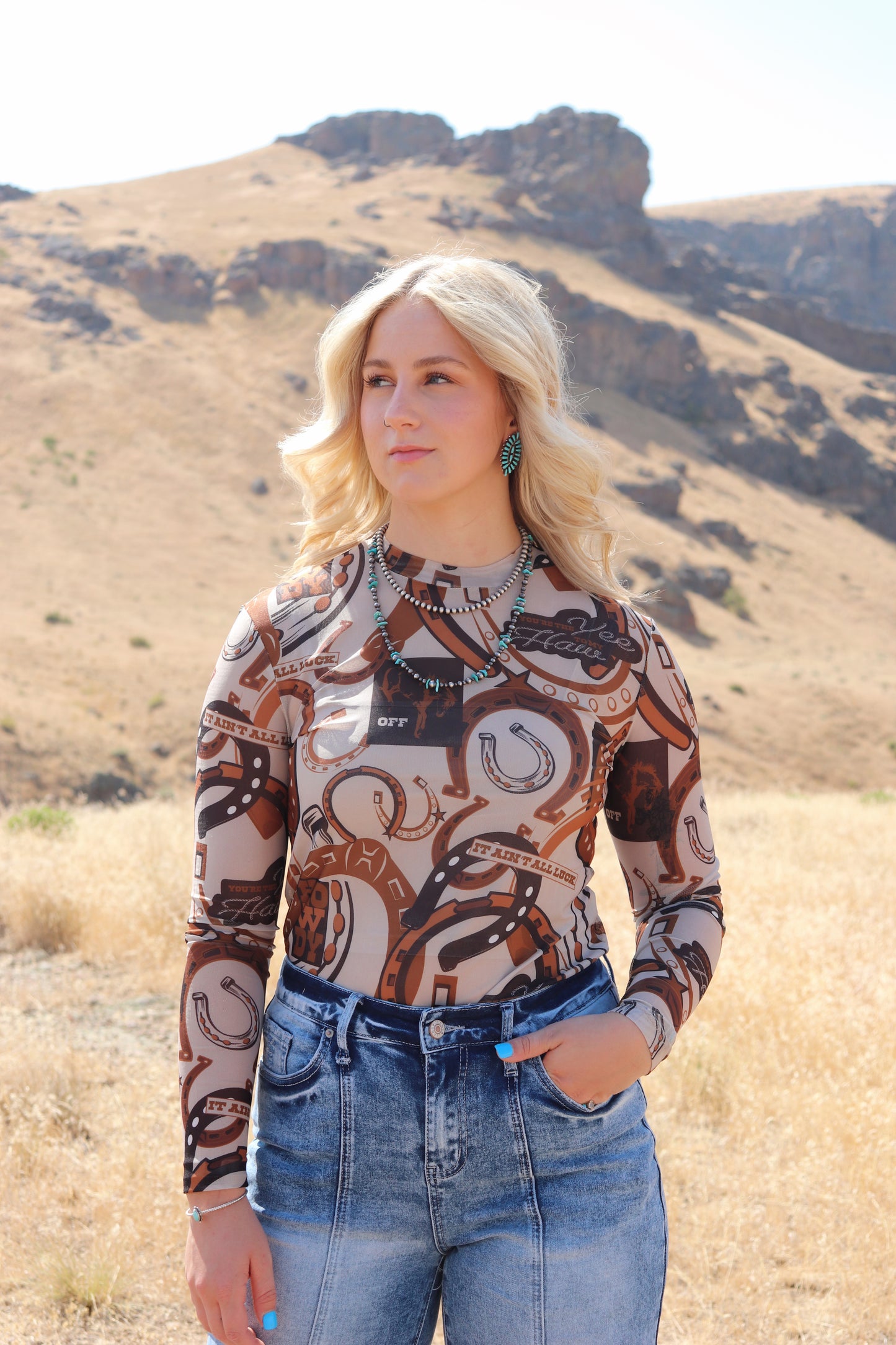 The Horseshoe Mesh top