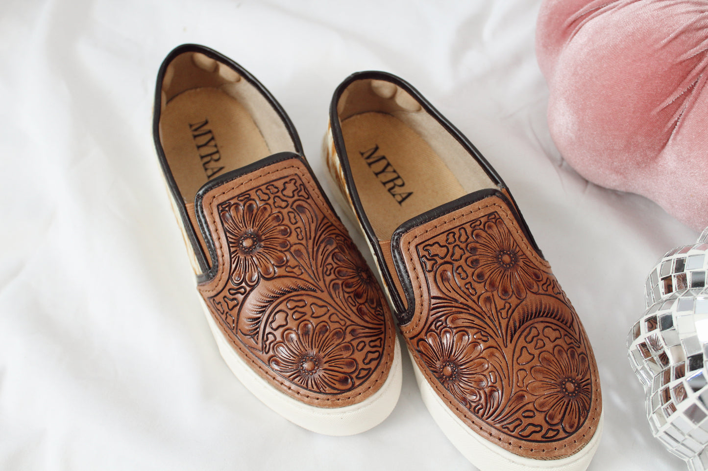 Cowgirl Dreamin' slip ons