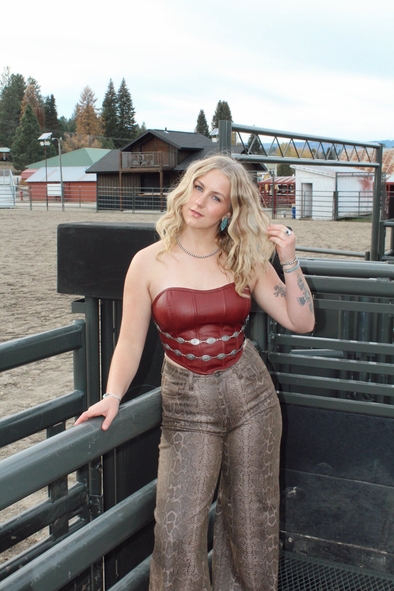 Crimson Reign Corset – Cowgirl Casanova Boutique